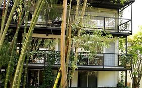 Carriqui Garden Hotel